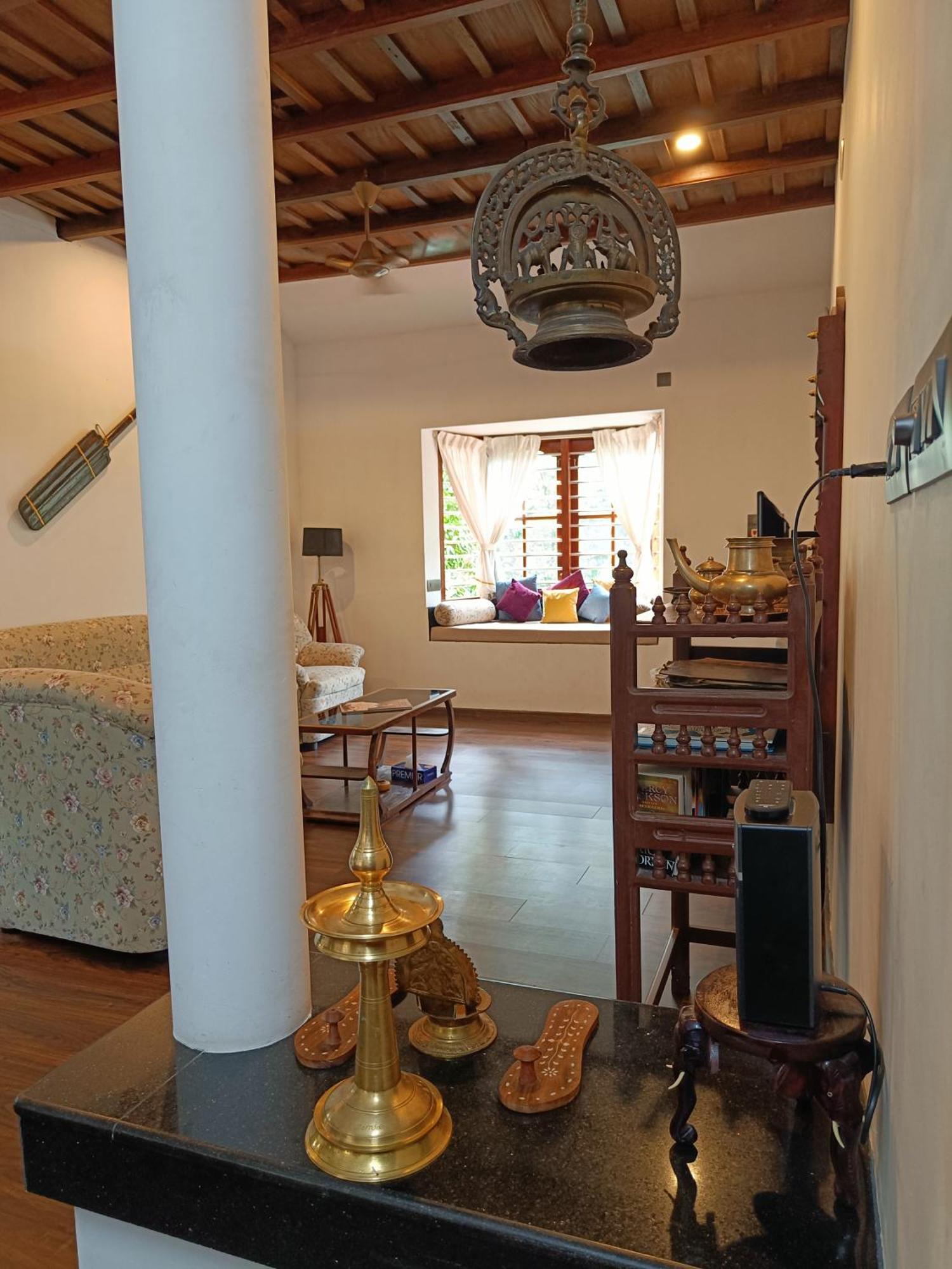 Anandam Stays - Premium 3Bhk Plush Homestay, Vaikom Near Kumarakom ภายนอก รูปภาพ