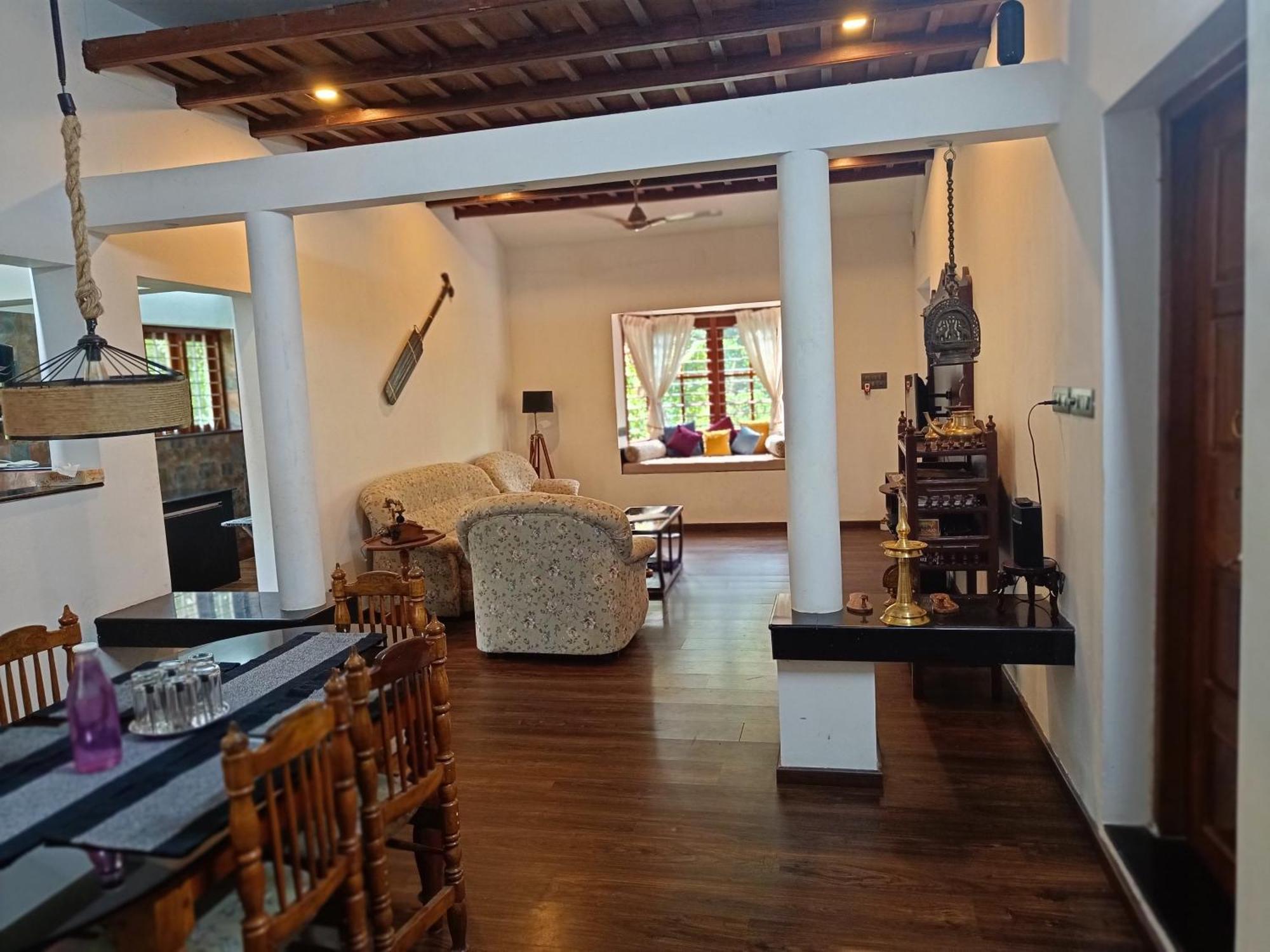 Anandam Stays - Premium 3Bhk Plush Homestay, Vaikom Near Kumarakom ภายนอก รูปภาพ