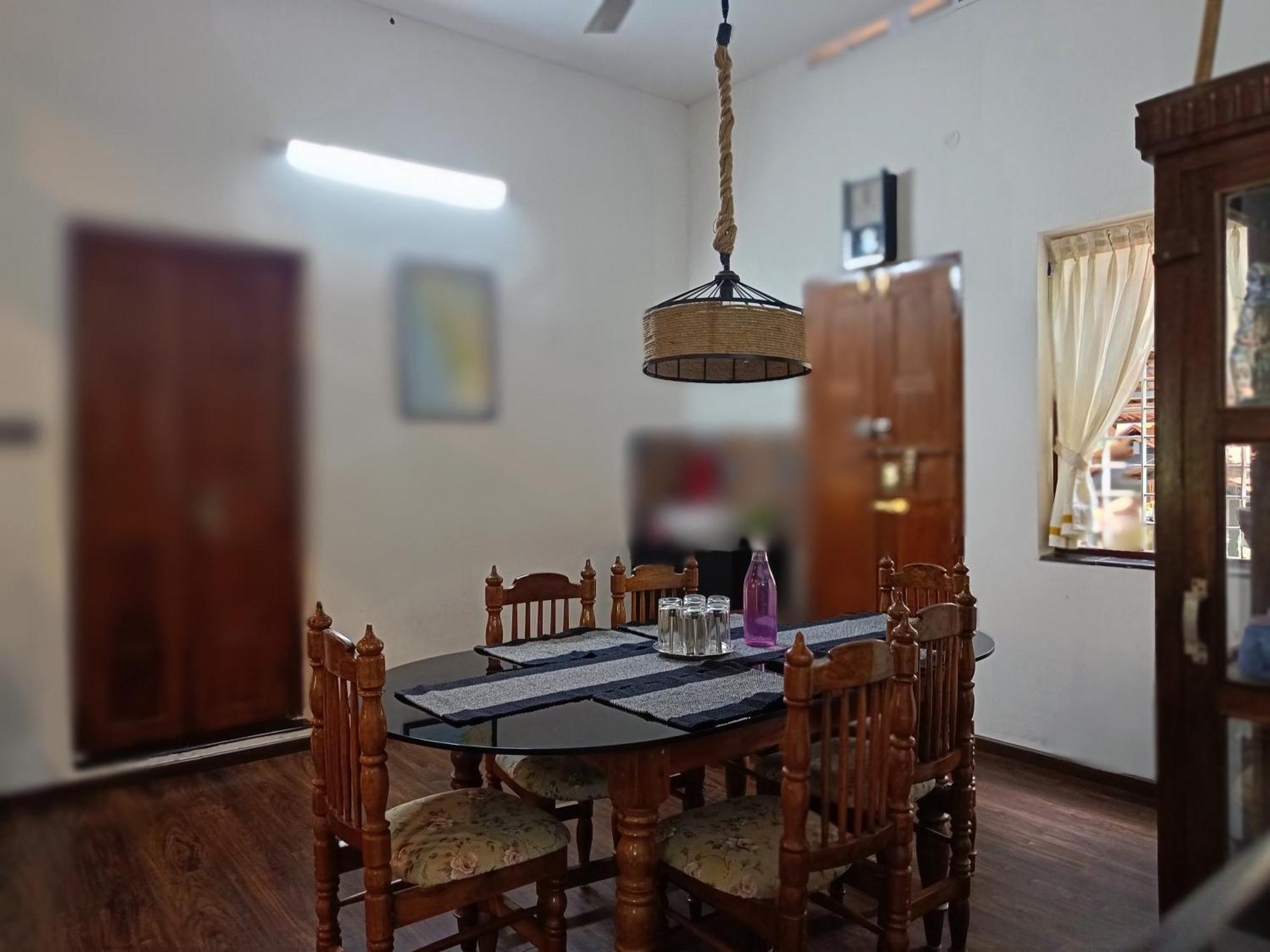 Anandam Stays - Premium 3Bhk Plush Homestay, Vaikom Near Kumarakom ภายนอก รูปภาพ